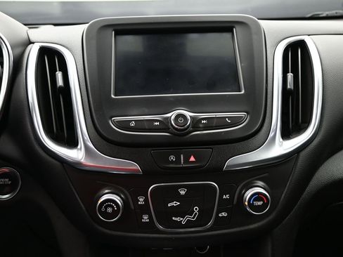 Used 2022 Chevrolet Equinox LT image 17