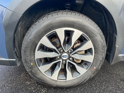 Used 2023 Subaru Outback Touring XT image 4