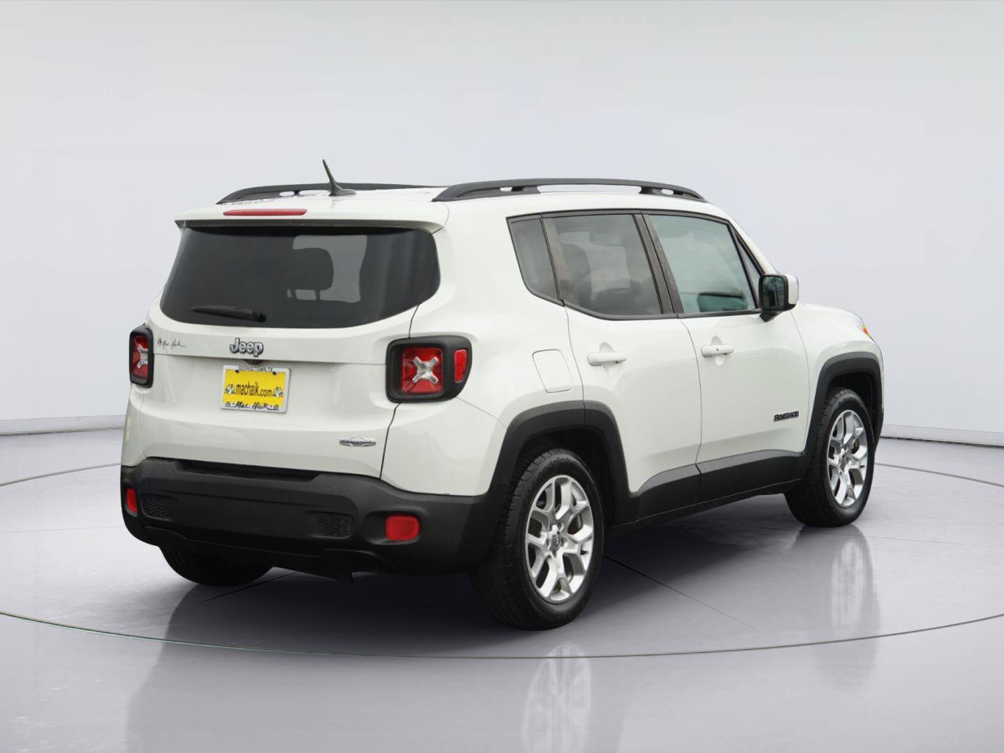 Used 2015 Jeep Renegade Latitude w/ Popular Equipment Group FWD image 6
