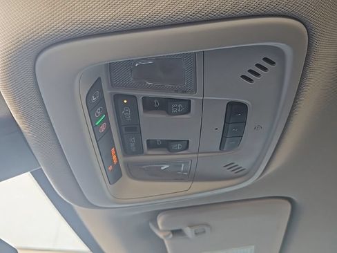 Used 2020 Chevrolet Traverse High Country FWD image 29