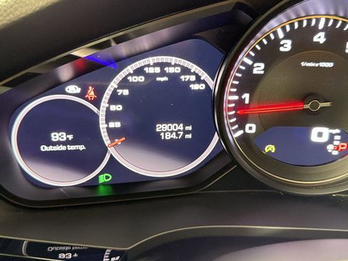 Certified 2020 Porsche Cayenne S AWD/4WD image 20