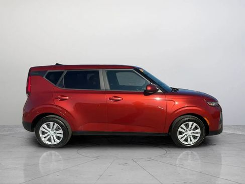 Used 2022 Kia Soul LX FWD image 6