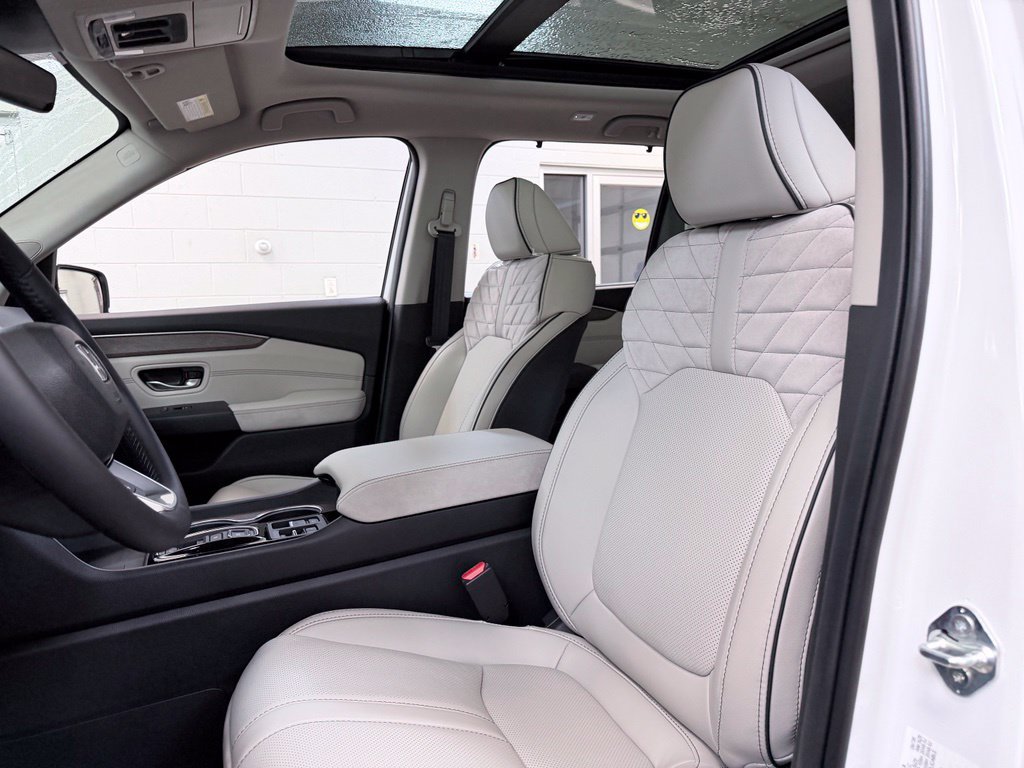 New 2026 Honda Pilot Elite image 17