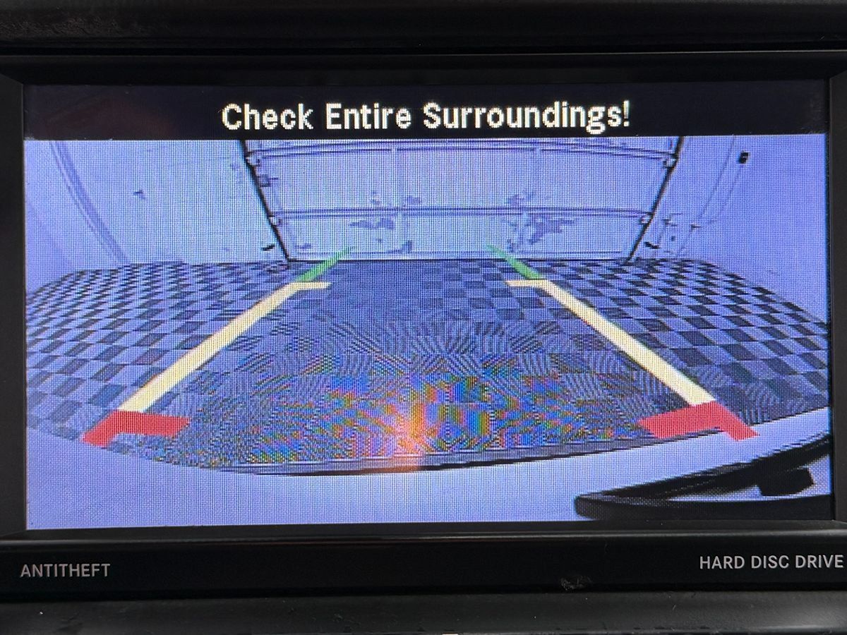 Used 2019 Dodge Grand Caravan SE FWD image 21