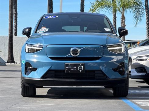 Certified 2023 Volvo C40 P8 Recharge Ultimate image 8