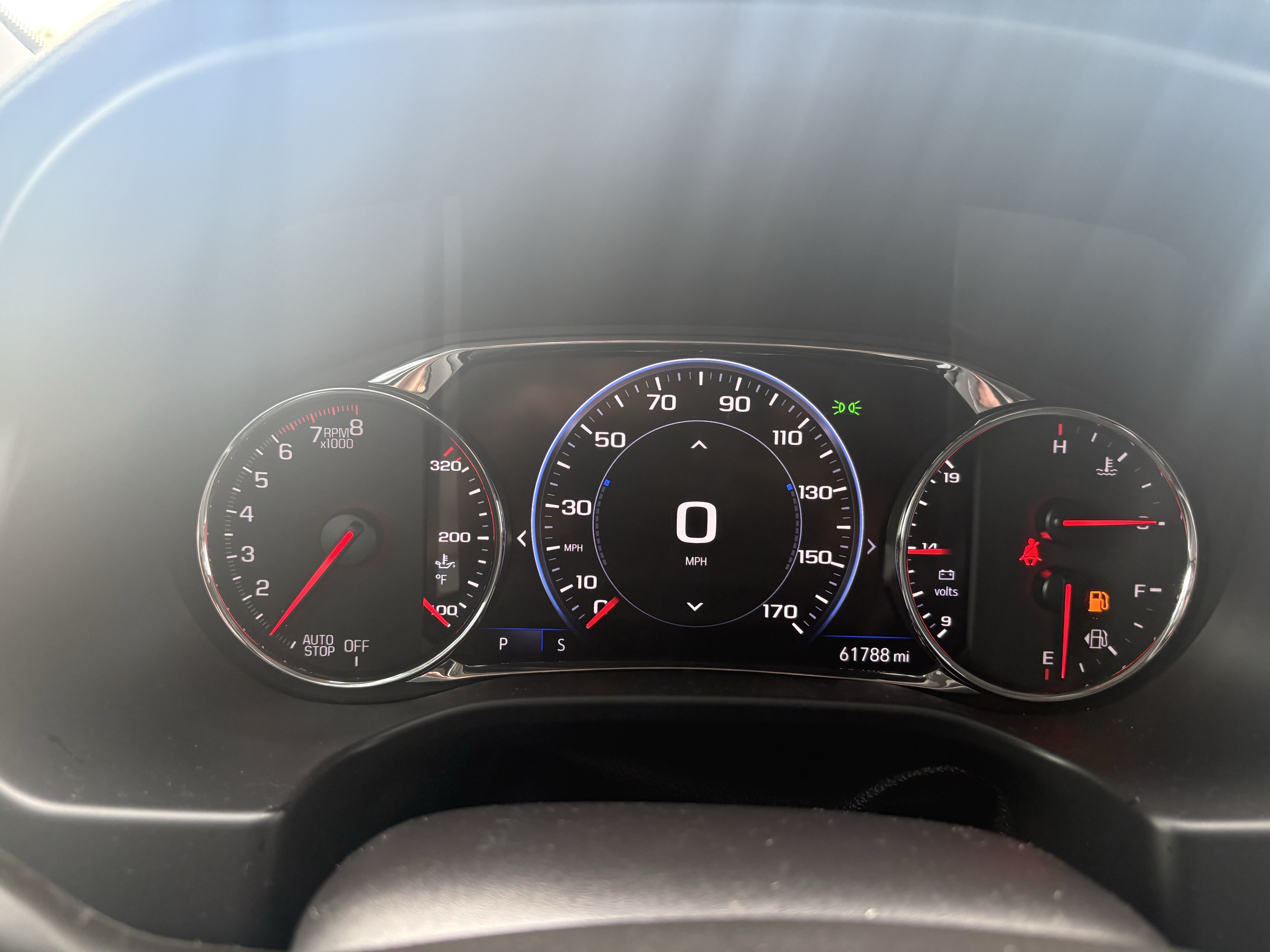 Used 2022 GMC Acadia SLT w/ Technology Package FWD image 11