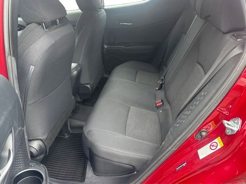 Used 2018 Toyota C-HR XLE FWD image 10