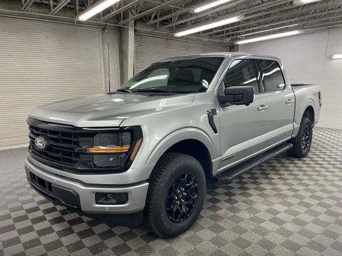 New 2025 Ford F150 XLT w/ Equipment Group 302A MID image 13