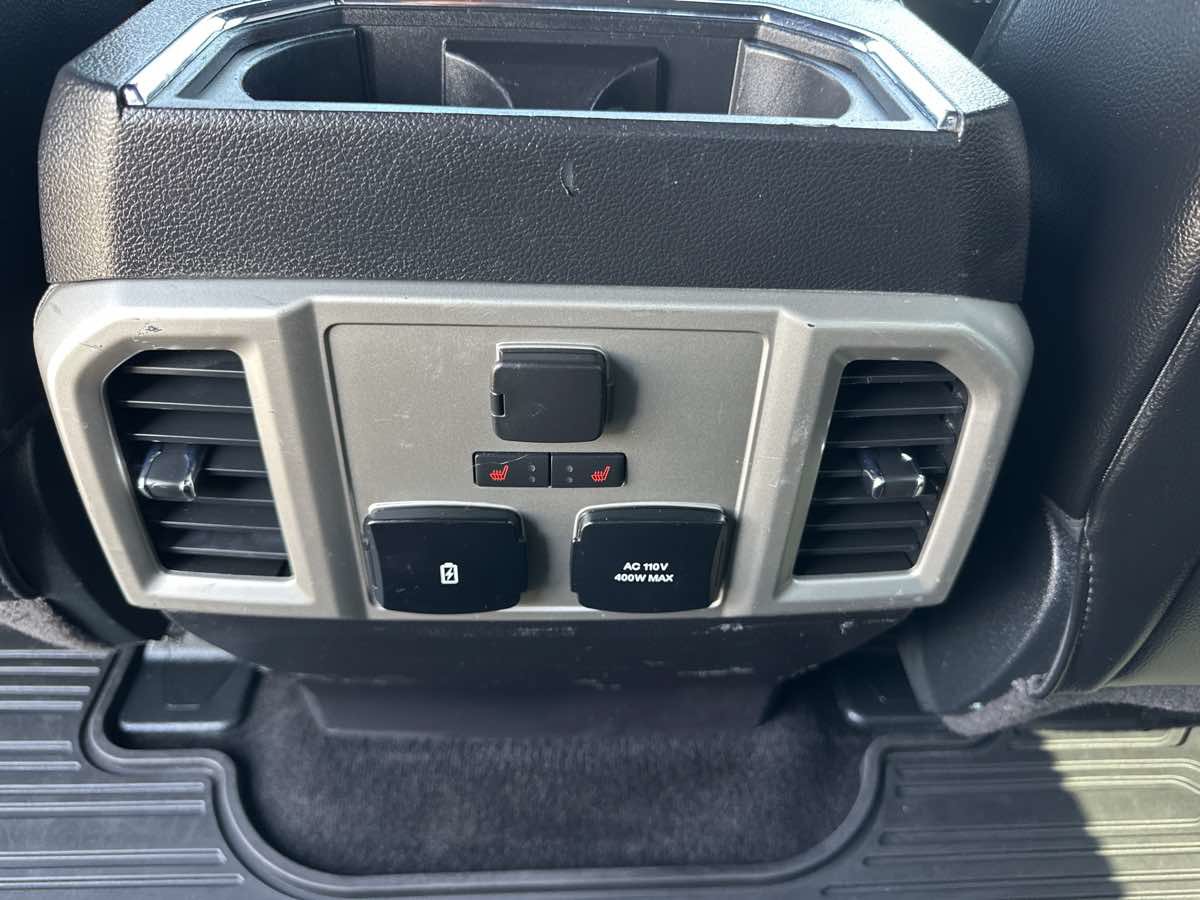 Used 2017 Ford F150 Lariat w/ Equipment Group 502A Luxury AWD/4WD image 14