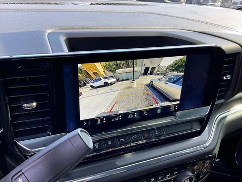 Used 2024 Chevrolet Silverado 3500 High Country w/ High Country Premium Package image 20