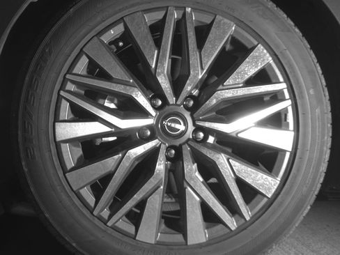 Used 2025 Nissan Altima 2.5 SV image 12