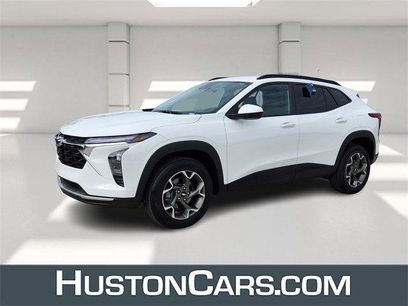 Certified 2025 Chevrolet Trax LT w/ Driver Confidence Package