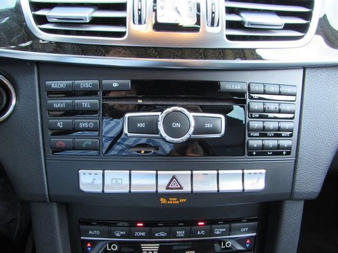 Used 2014 Mercedes-Benz E 350 Sedan image 14