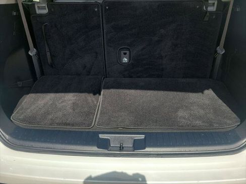 Certified 2024 Toyota Highlander XLE FWD image 34