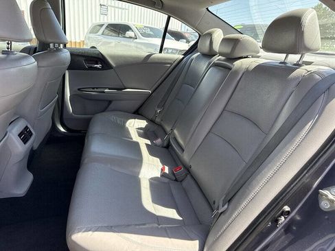 Used 2017 Honda Accord EX-L image 18