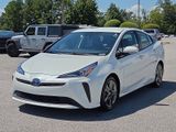 Used 2020 Toyota Prius XLE image 2