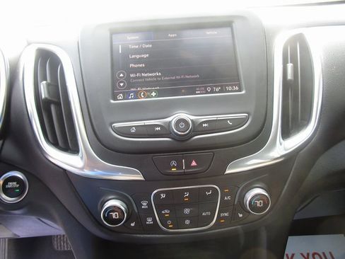 Used 2022 Chevrolet Equinox LT image 20