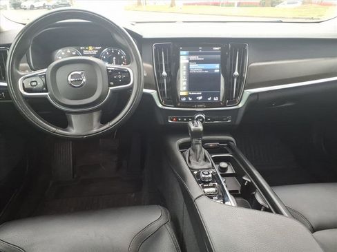 Used 2018 Volvo V90 T6 Cross Country w/ Convenience Package AWD/4WD image 9