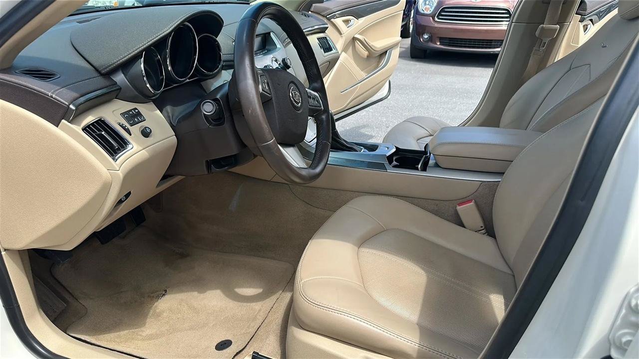 Used 2013 Cadillac CTS Luxury RWD image 26