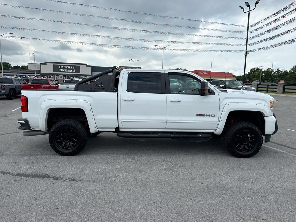 Used 2018 GMC Sierra 2500 SLT w/ Duramax Plus Package AWD/4WD image 6