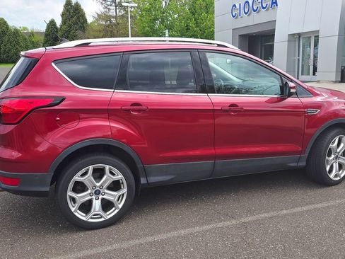 Used 2019 Ford Escape Titanium AWD/4WD image 5