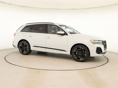 New 2026 Audi Q7 3.0T Premium Plus image 9