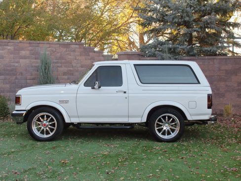 Used 1987 Ford Bronco image 31