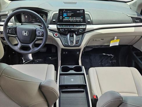 Used 2026 Honda Odyssey EX-L image 18