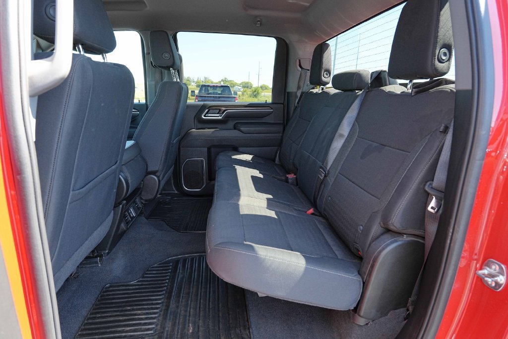 Used 2025 Chevrolet Silverado 2500 LT w/ Convenience Package AWD/4WD image 20
