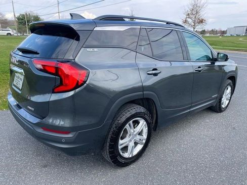Used 2019 GMC Terrain SLE w/ Driver Convenience Package image 8