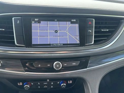 Used 2018 Buick Enclave Essence FWD image 15