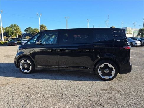 New 2025 Volkswagen ID. Buzz Pro S image 3