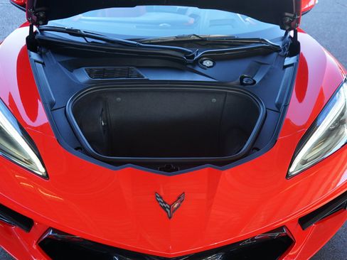 Used 2020 Chevrolet Corvette Stingray Preferred Cpe w/ 2LT Preferred Equipment Group image 19