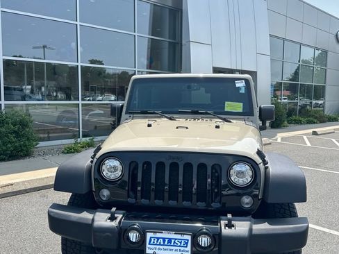 Used 2017 Jeep Wrangler Unlimited Sport AWD/4WD image 2