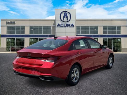 Used 2023 Hyundai Elantra SE FWD image 5