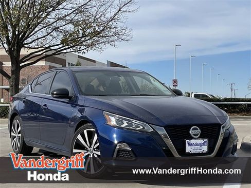 Used 2019 Nissan Altima 2.5 SR w/ SR Premium Package image 1