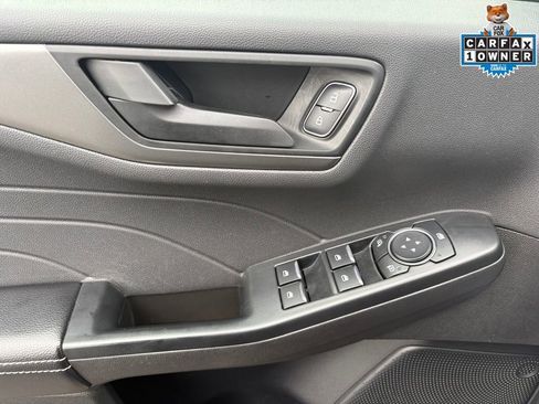 Used 2025 Ford Escape Active image 12