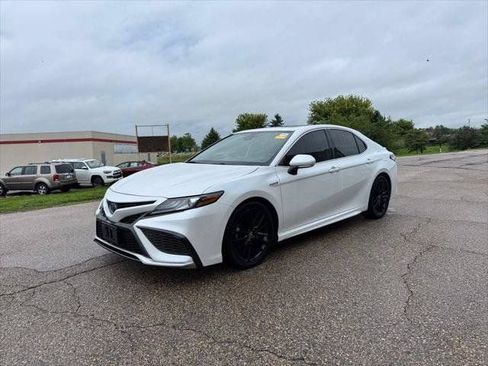 Used 2021 Toyota Camry XSE w/ Navigation Upgrade Package FWD image 27