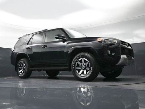Used 2024 Toyota 4Runner TRD Off-Road Premium AWD/4WD image 33