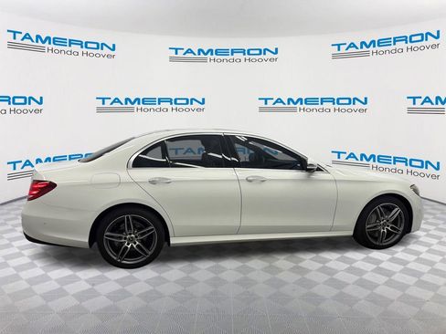 Used 2019 Mercedes-Benz E 300 4MATIC image 6