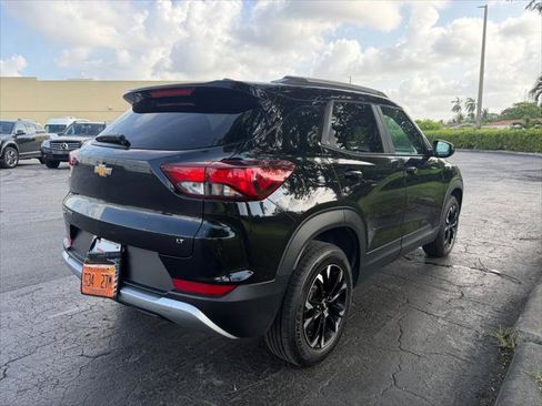Used 2023 Chevrolet TrailBlazer LT w/ Convenience Package AWD/4WD image 6