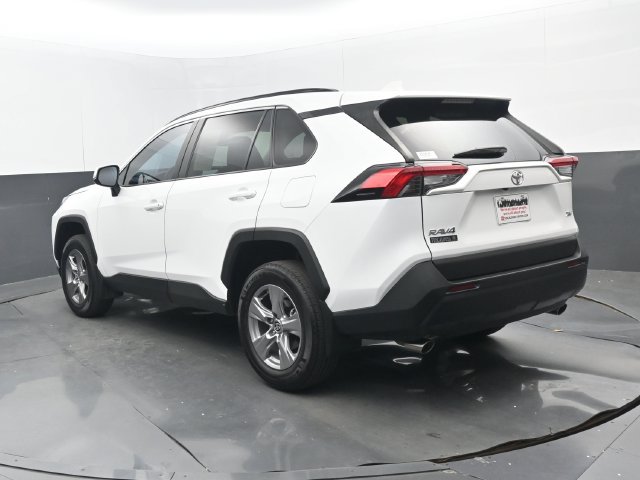 Used 2024 Toyota RAV4 XLE FWD image 3