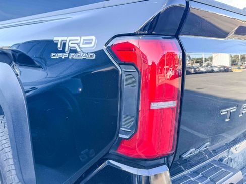 Used 2024 Toyota Tacoma TRD Off-Road AWD/4WD image 12