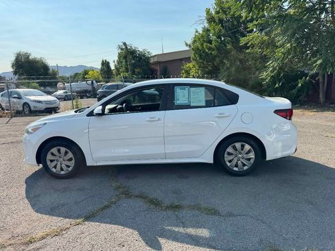 Used 2020 Kia Rio S image 4