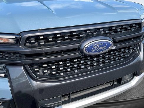 Used 2025 Ford Ranger XLT w/ Trailer Tow Package AWD/4WD image 34