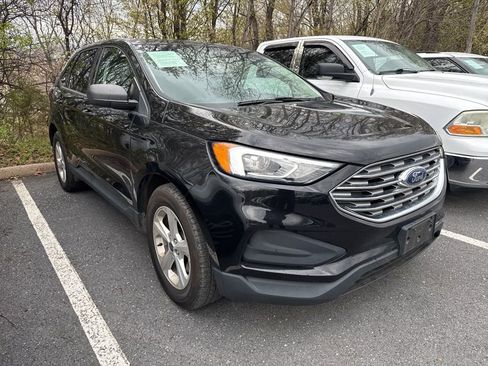 Used 2019 Ford Edge SE image 1