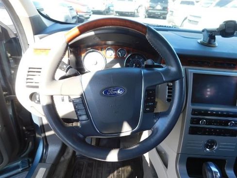 Used 2010 Ford Flex Limited image 18
