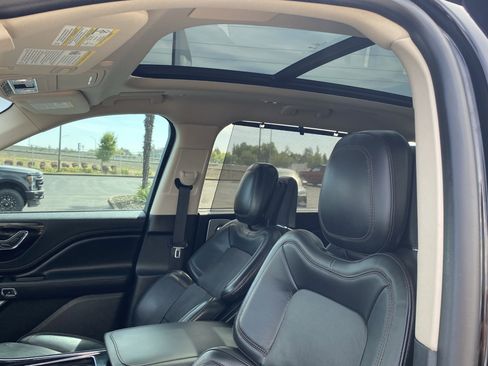 Used 2020 Lincoln Aviator Reserve w/ Equipment Group 202A image 20