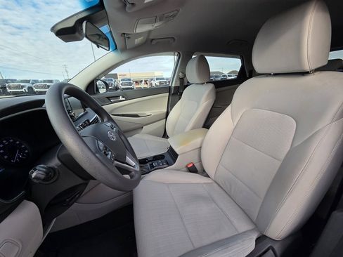 Used 2020 Hyundai Tucson SE image 24