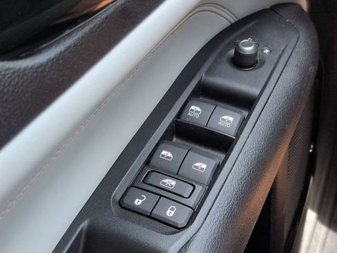 Used 2022 Jeep Compass Limited AWD/4WD image 23